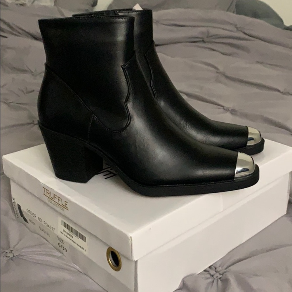 ONE LEFT! SIZE 8 Black Metal Toe Western Boot - Picture 4 of 6